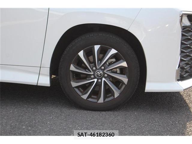 Toyota VOXY 2023-02 8054947-15