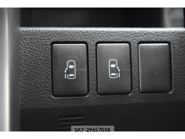 Toyota VOXY 2013-02 8055353-14