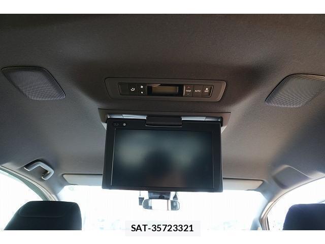 Toyota VOXY 2019-08 8055462-7