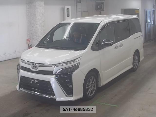 Toyota VOXY 2021-04 8055640-3