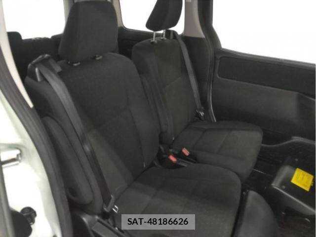Toyota VOXY 2016-07 8055654-5