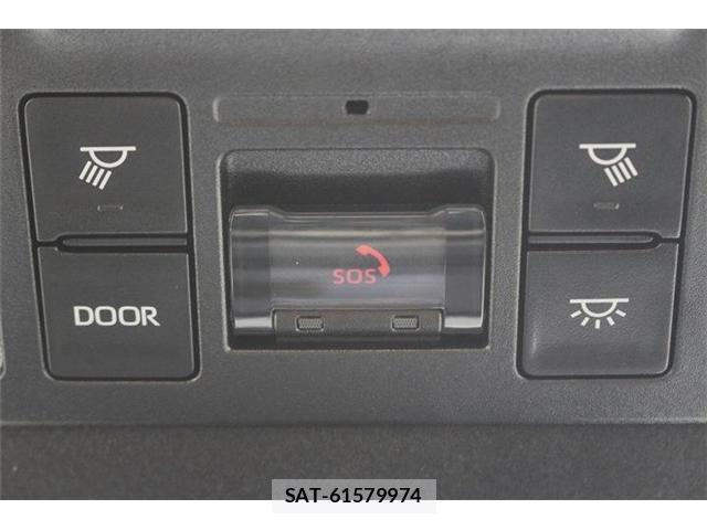 Toyota VOXY 2023-04 8055665-5