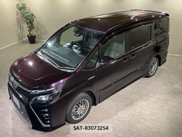 Toyota VOXY 2017-08 8055876-12