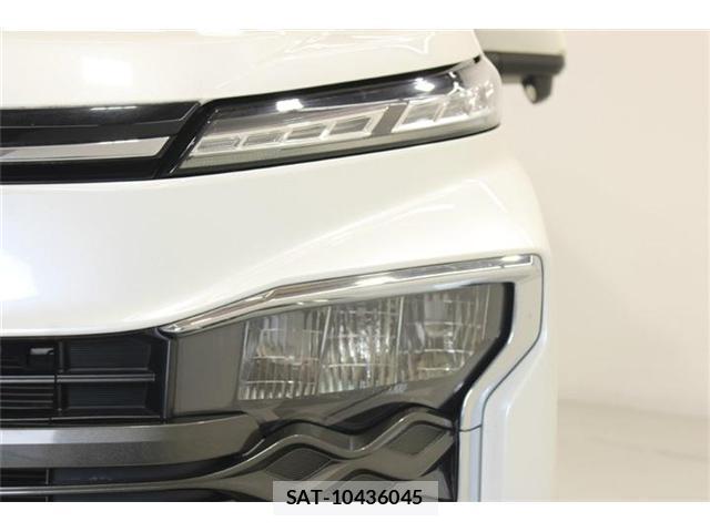 Toyota VOXY 2022-12 8055887-14