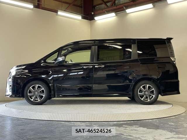 Toyota VOXY 2019-02 8055919-18