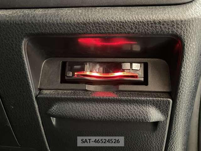 Toyota VOXY 2019-02 8055919-6