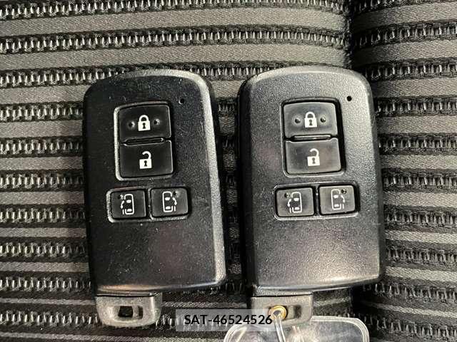 Toyota VOXY 2019-02 8055919-7