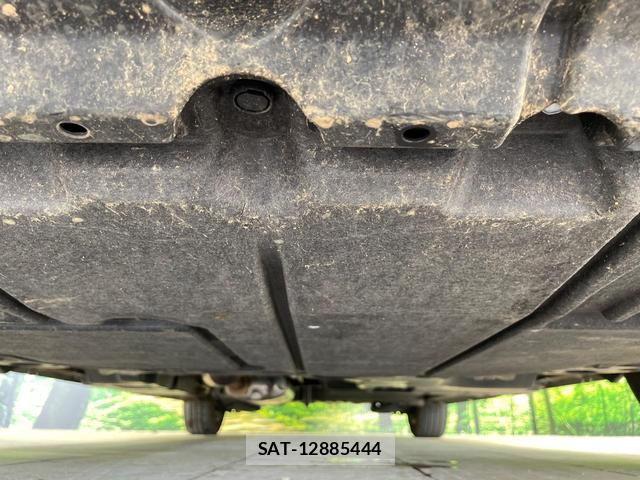 Toyota VOXY 2024-03 8056006-18