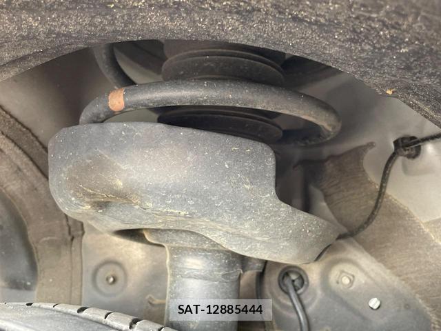 Toyota VOXY 2024-03 8056006-19