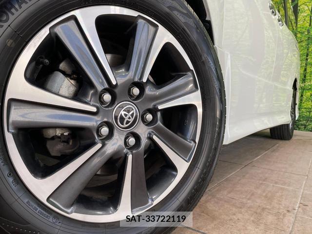 Toyota VOXY 2019-10 8056007-13
