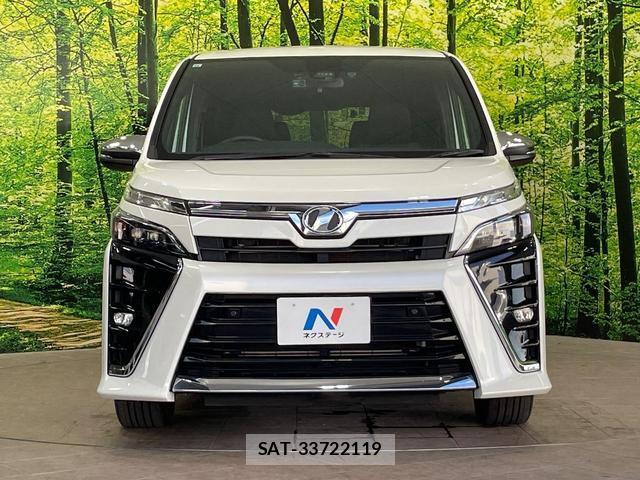 Toyota VOXY 2019-10 8056007-14