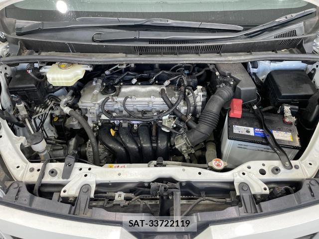 Toyota VOXY 2019-10 8056007-17