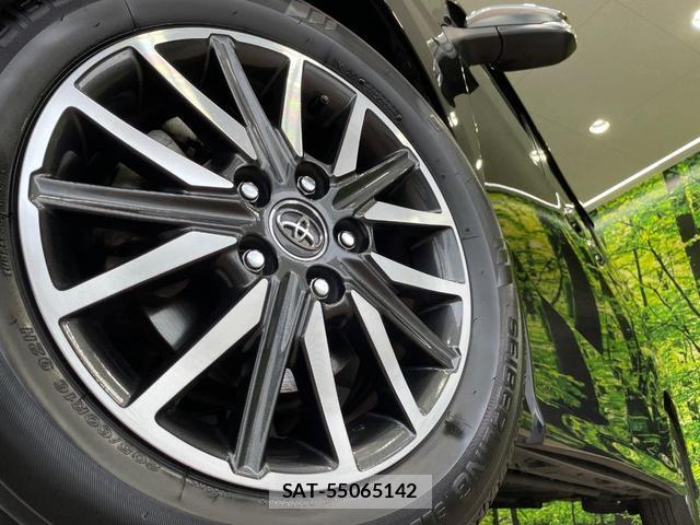 Toyota VOXY 2016-10 8056013-13