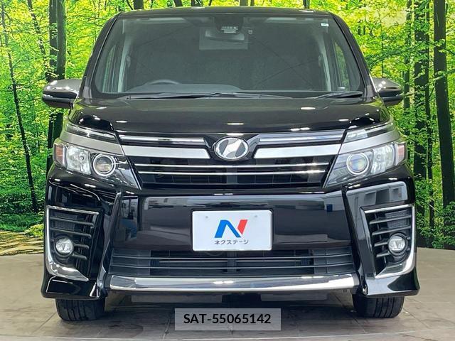 Toyota VOXY 2016-10 8056013-14