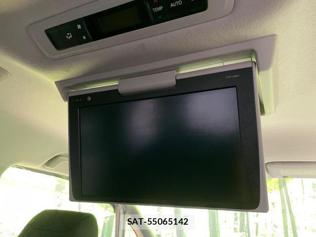Toyota VOXY 2016-10 8056013-3