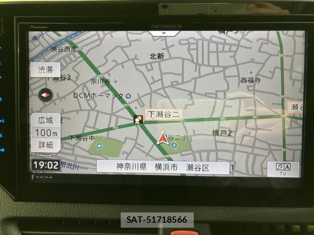 Toyota VOXY 2018-06 8056089-9