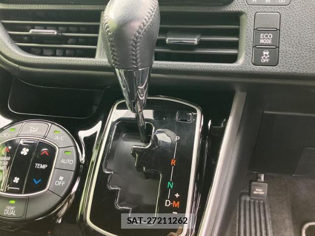 Toyota VOXY 2018-12 8056109-16
