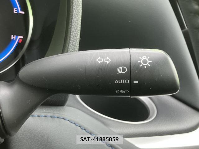 Toyota VOXY 2023-01 8056144-15