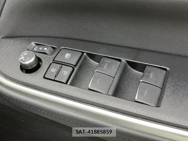 Toyota VOXY 2023-01 8056144-5