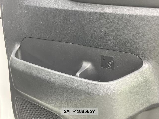 Toyota VOXY 2023-01 8056144-7