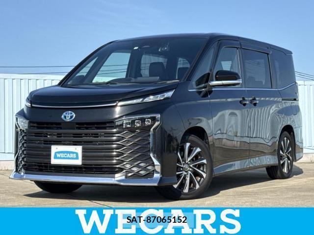 Toyota VOXY 2022-09 8056185-0