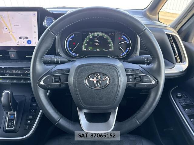 Toyota VOXY 2022-09 8056185-15