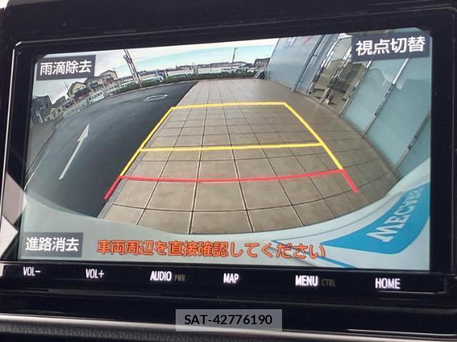 Toyota VOXY 2019-09 8056195-11