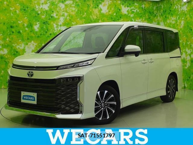 Toyota VOXY 2024-04 8056219-0