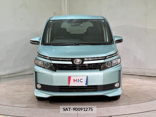 Toyota VOXY 2014-05 8056286-13