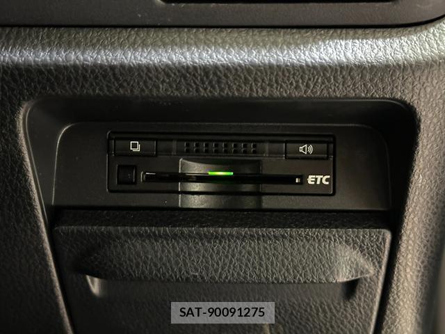 Toyota VOXY 2014-05 8056286-4