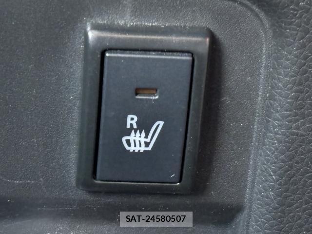 Suzuki WAGON R 2022-11 8054141-12