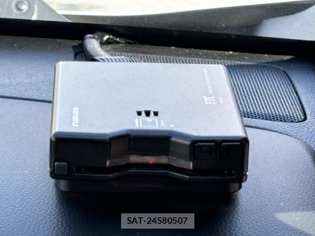 Suzuki WAGON R 2022-11 8054141-3