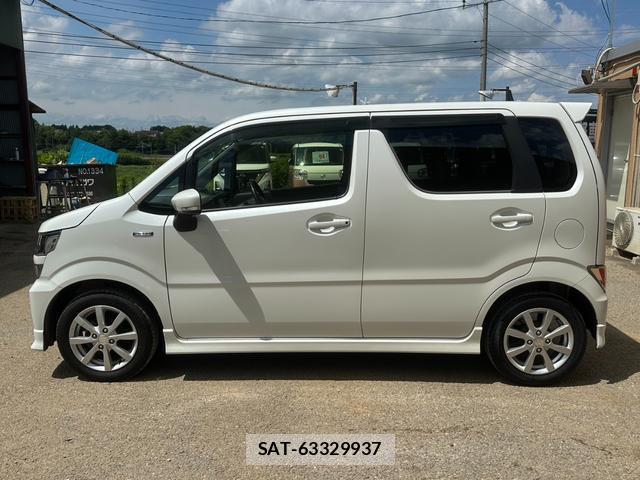 Suzuki WAGON R 2017-12 8054493-6