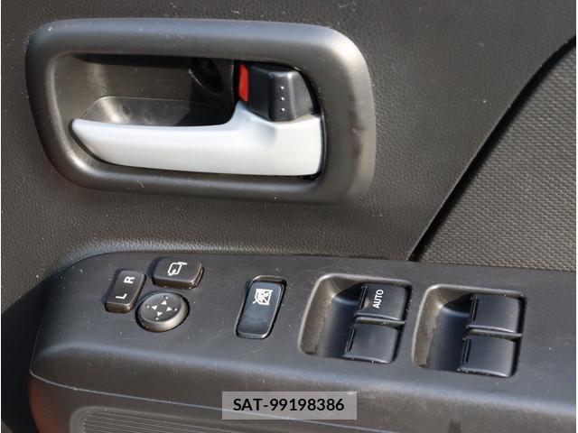 Suzuki WAGON R 2017-12 8054870-18