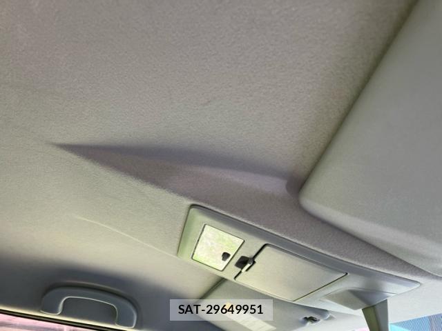 Suzuki WAGON R 2011-10 8055106-11