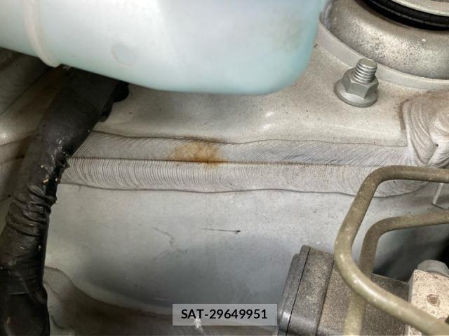 Suzuki WAGON R 2011-10 8055106-19
