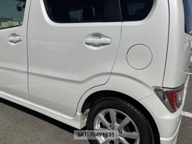 Suzuki WAGON R 2022-07 8056255-6