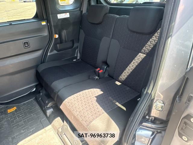 Daihatsu WAKE 2015-06 8053301-6
