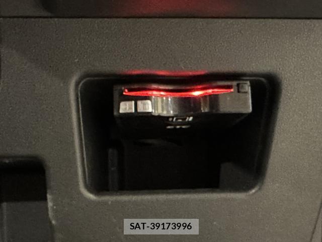 Daihatsu WAKE 2017-07 8055877-4