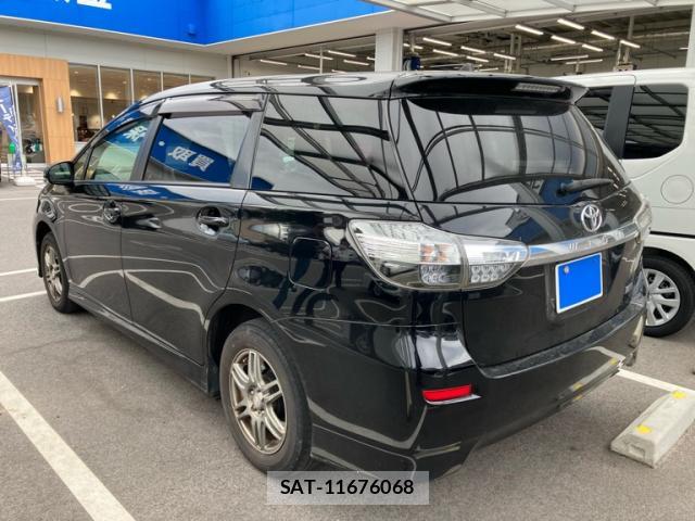 Toyota WISH 2015-11 8054298-13