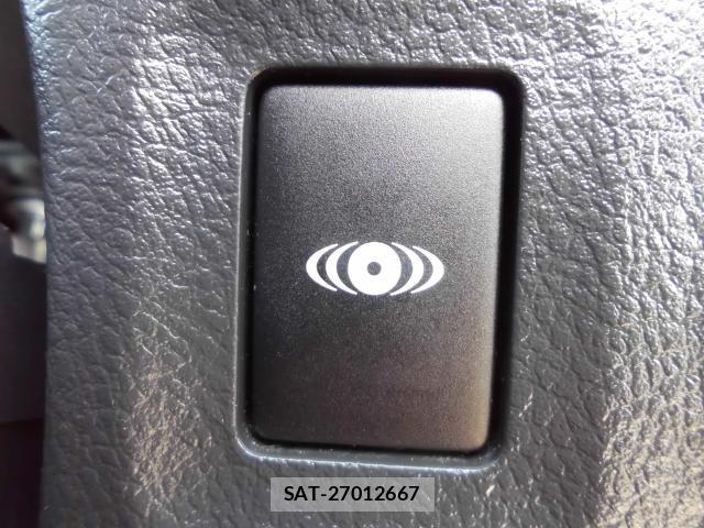 Toyota WISH 2011-07 8054360-13