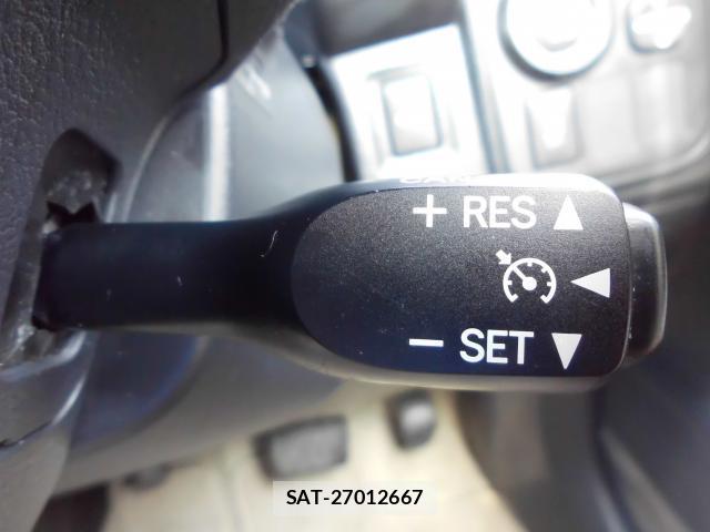 Toyota WISH 2011-07 8054360-5