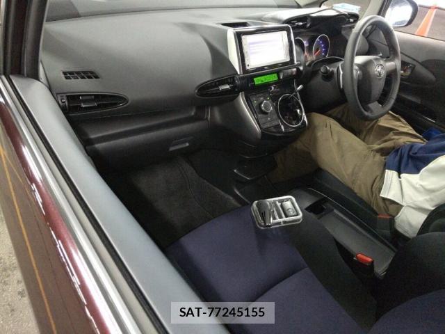 Toyota WISH 2014-03 8055050-2