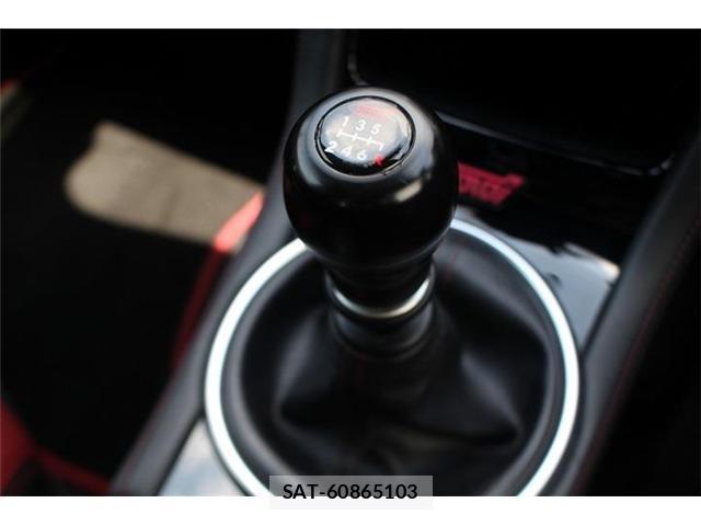 Subaru WRX STI 2020-01 8054937-3