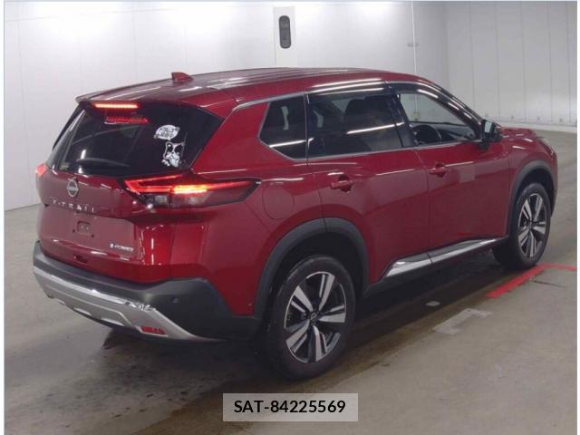 Nissan X-TRAIL 2023-06 8053312-1