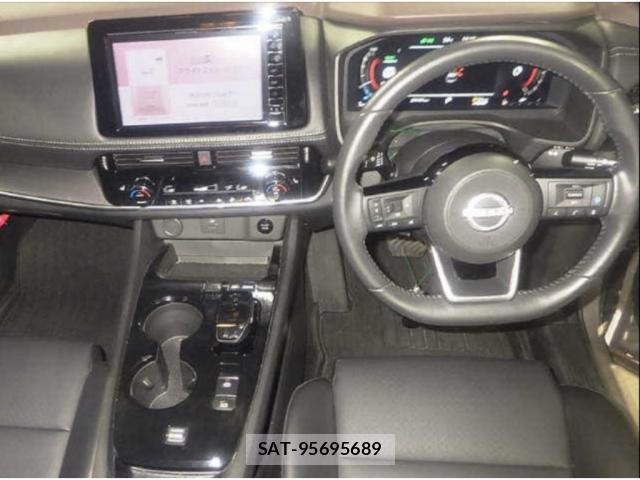 Nissan X-TRAIL 2024-08 8053354-2