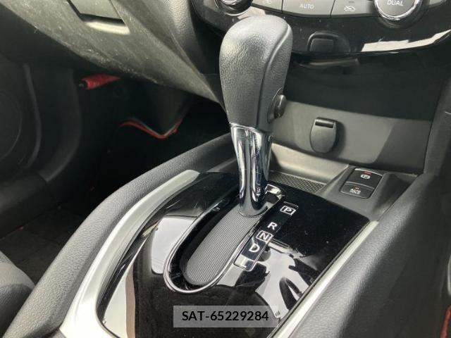 Nissan X-TRAIL 2018-02 8053576-17