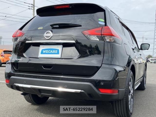Nissan X-TRAIL 2018-02 8053576-2