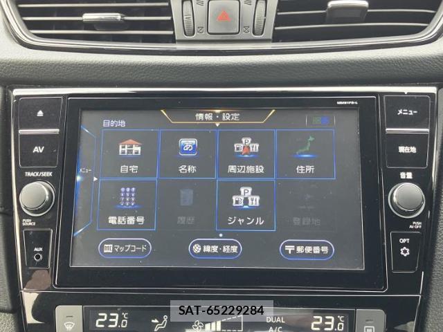 Nissan X-TRAIL 2018-02 8053576-8