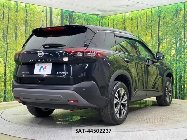 Nissan X-TRAIL 2023-11 8053743-16